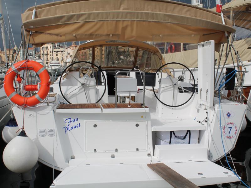 Main image - 0