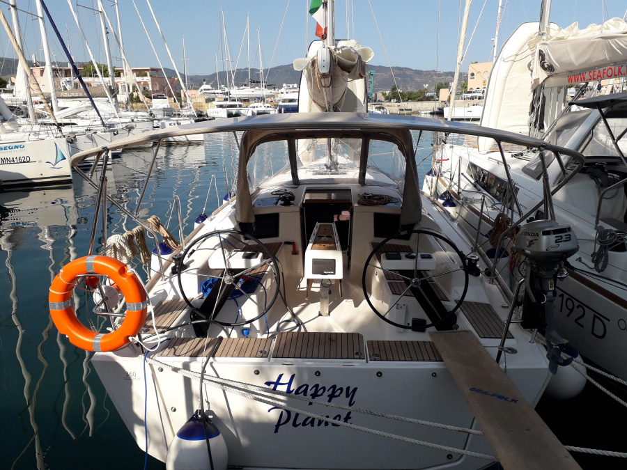 Photo #1 - Dufour 360 GL (Happy Planet) in Marina - 6342