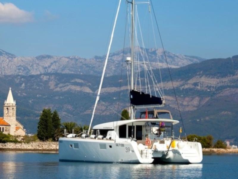 Photo #1 - Lagoon 39 (Salty Dog) in Marina - 15094