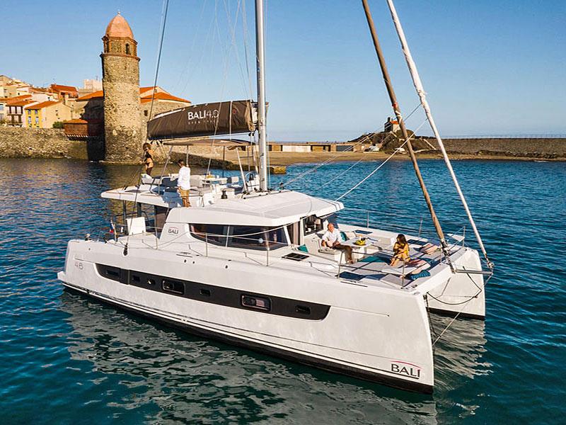 Photo #1 - Bali 4.6 (Migaloo) in Marina - 15212