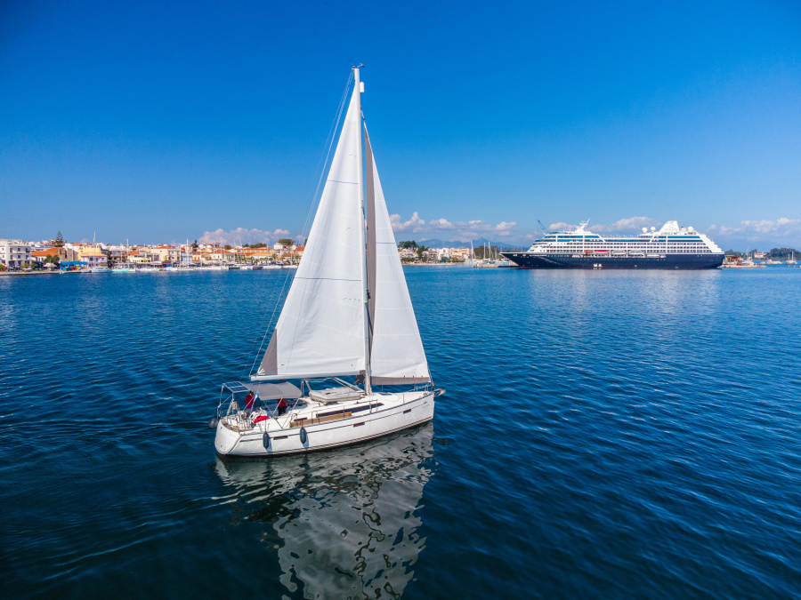 Photo #1 - Bavaria 37 Cruiser (Happy Jack) en Main Port - 13849