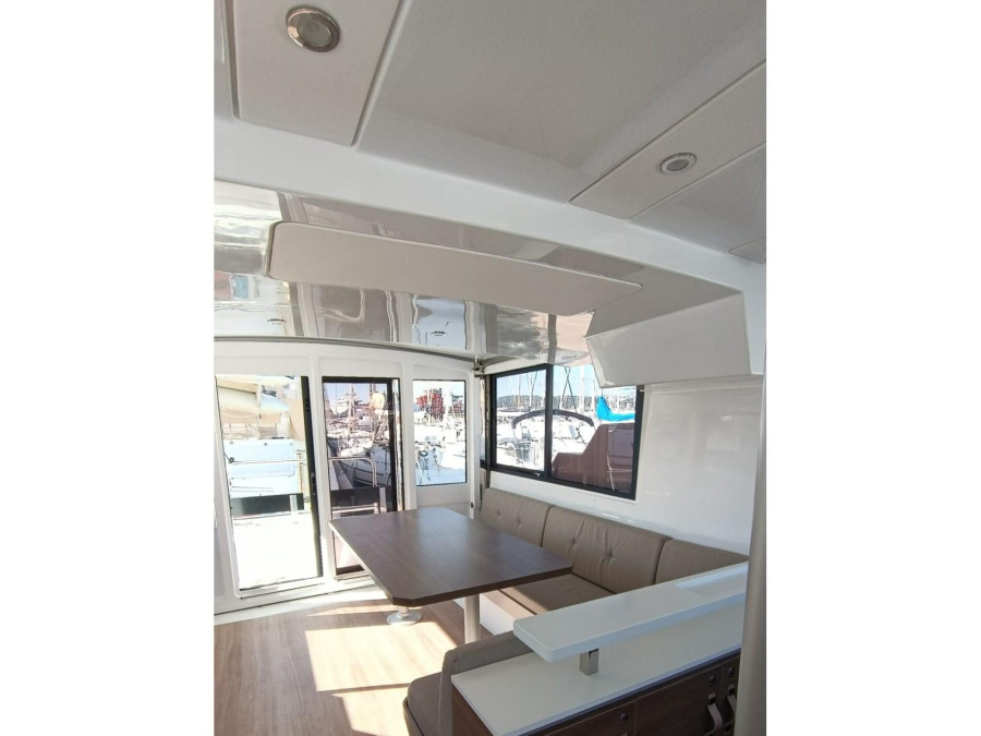 Interior image - 1