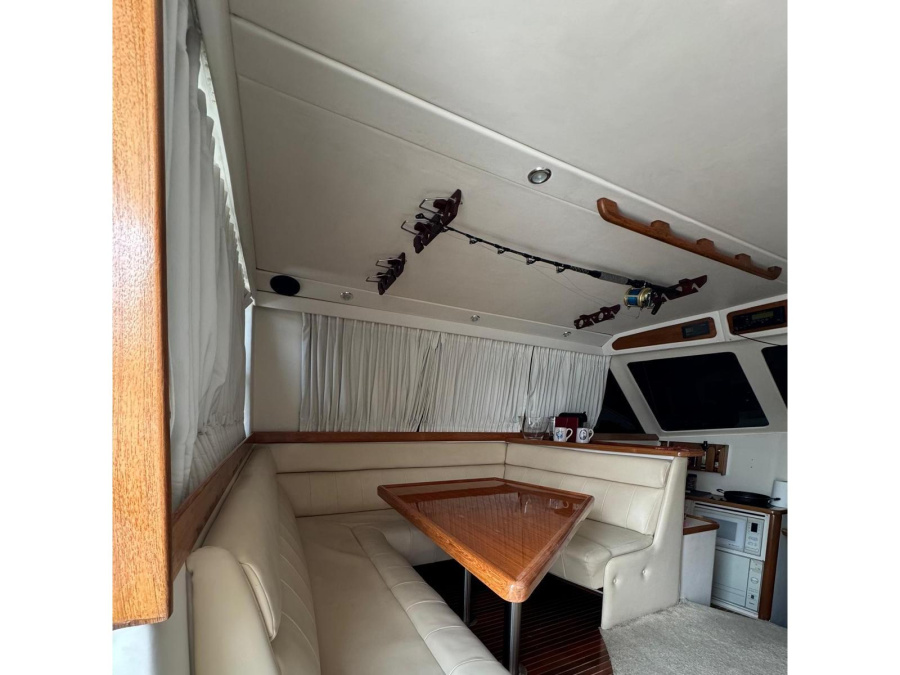 Interior image - 1