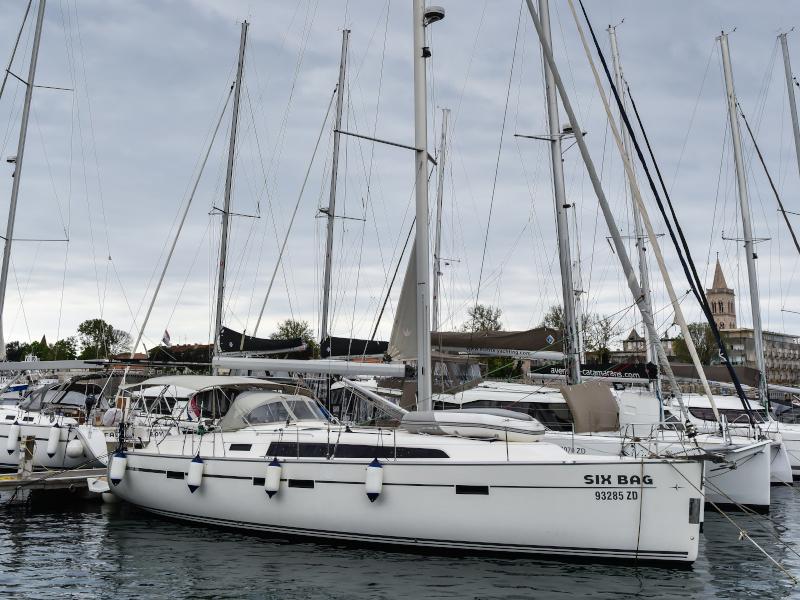 Photo #1 - Bavaria Cruiser 46 (SIX BAG) in Marina - 14700