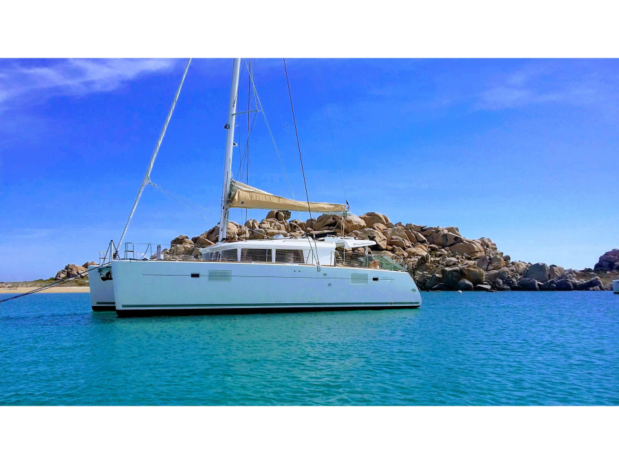 Photo #1 - Lagoon 450F (Lipopette) in Port of - 9681