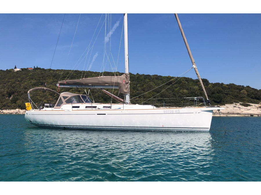 Photo #1 - Dufour 44 (Victoria 1 - Refit 2018) en Trget Port - 15771