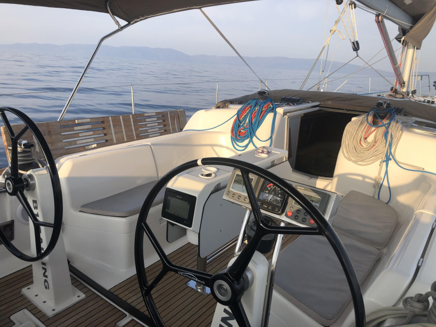 Victoria 1 - Refit 2018 - 1