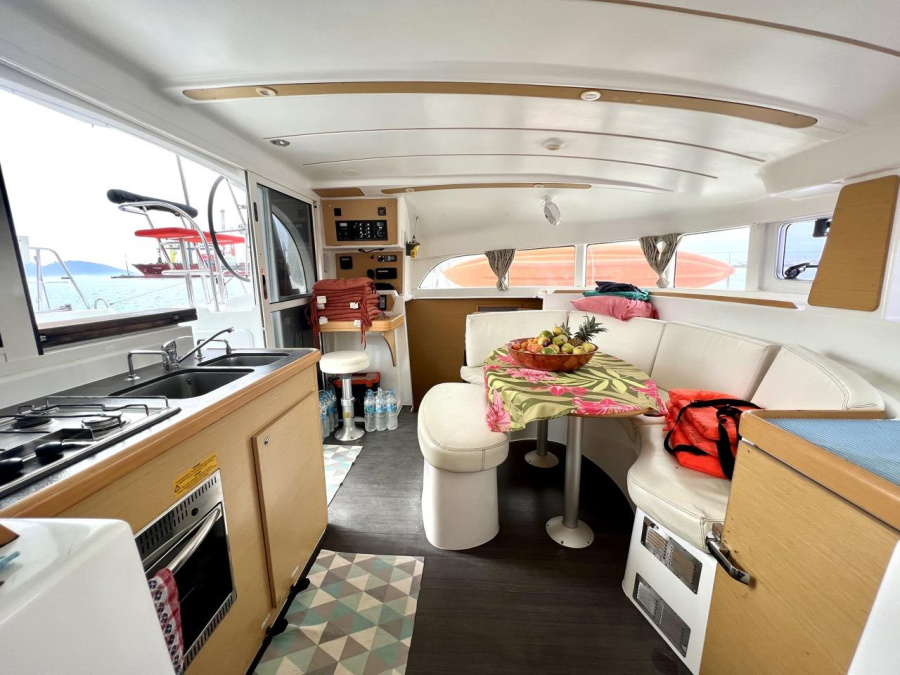 Interior image - 2