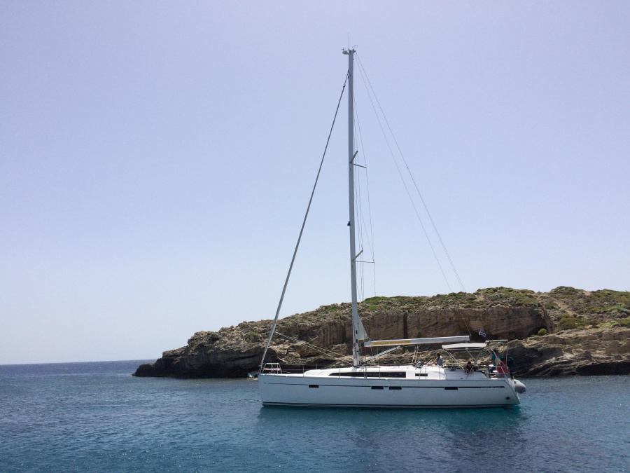 Photo #1 - Bavaria 46 - Cruiser (Melodia) in Mandraki Port - 15891