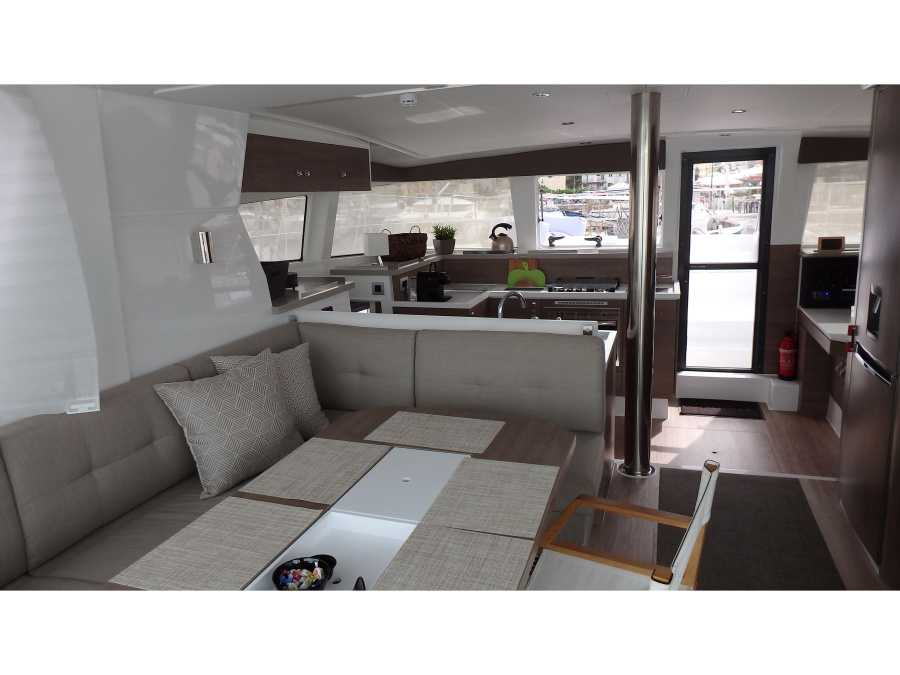 Interior image - 2