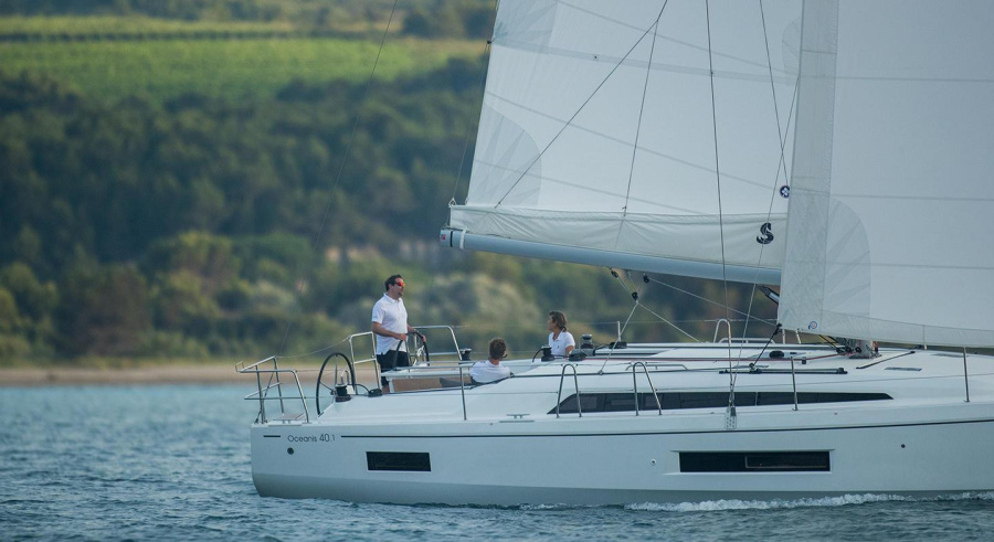 Photo #1 - Oceanis 40.1 (Fearless D) en Alimos Marina - 16608
