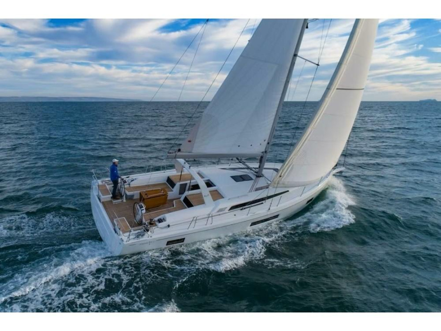 Photo #1 - Oceanis 51.1 (Caramel) in Alimos Marina - 15999