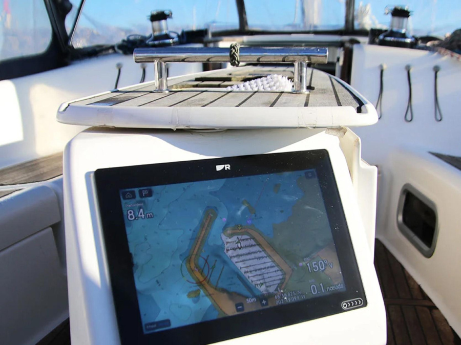 Photo #1 - Oceanis 40 (Tizef) en Port d'Armor - 22832