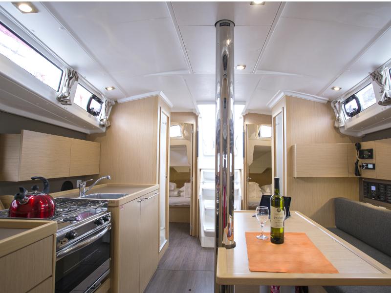 Interior image - 1