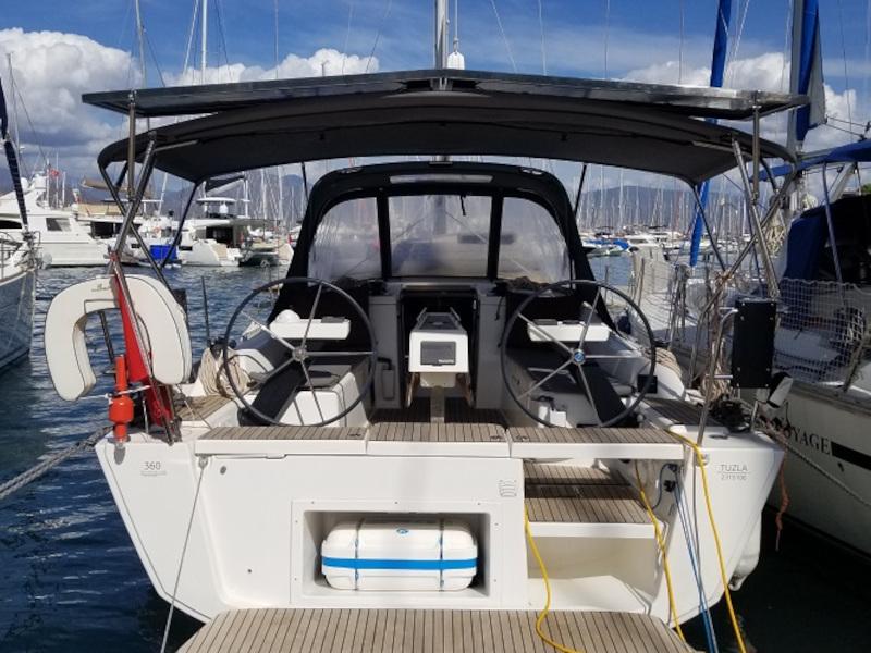 Photo #1 - Dufour 360 2 Cabin (Ares) en Yacht Classic Hotel - 16520