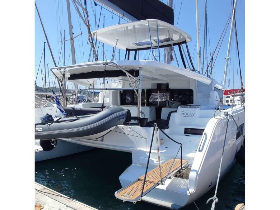 Photo #1 - Lagoon 46 (Rocky) in Olympic Marina - 14493