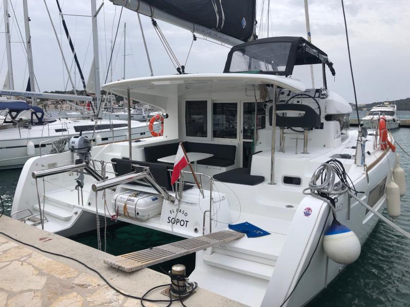 Photo #1 - Lagoon 40 (EL PASO) in Marina Frapa - 15157