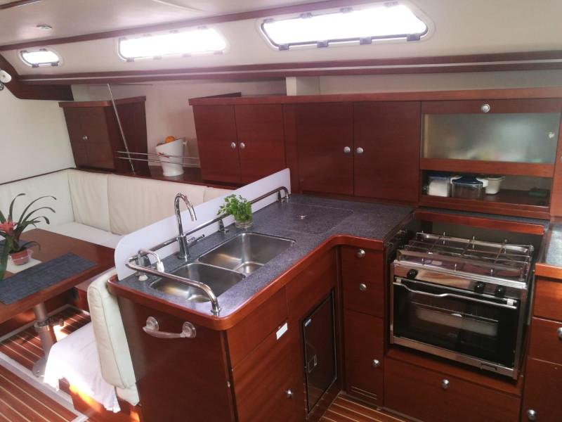 Interior image - 1