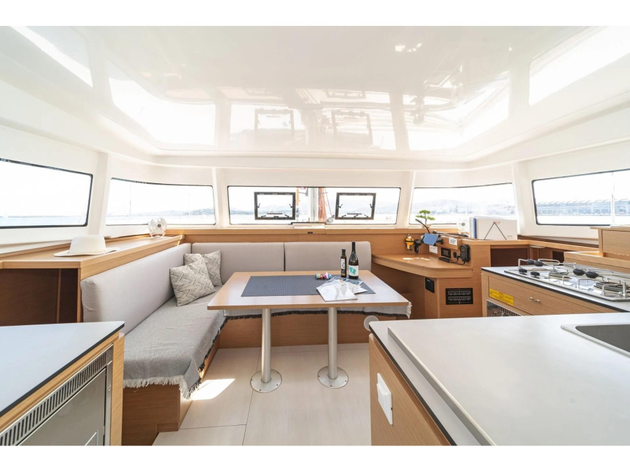 Interior image - 1