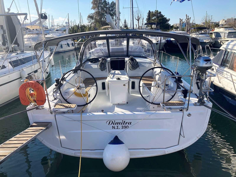 Photo #1 - Oceanis 40.1 (Dimitra) en Marina - 16531