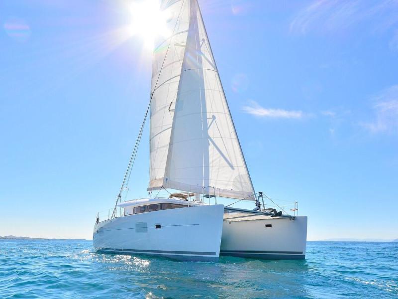 Photo #1 - Lagoon 420 (Dynamis) in  - 16689