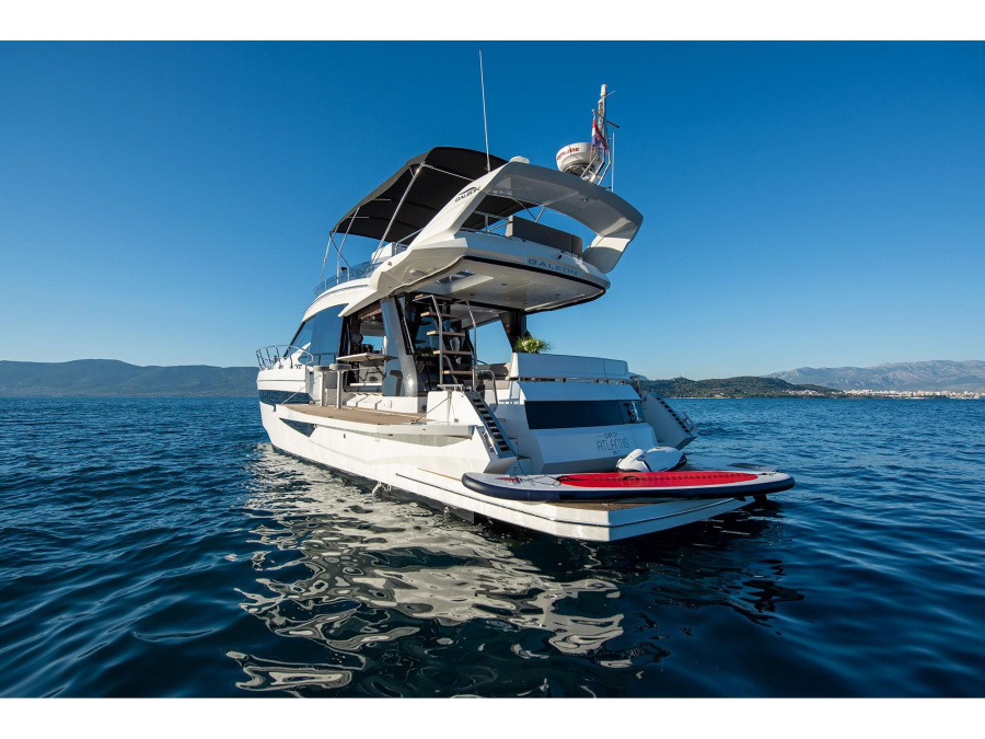 Photo #1 - Galeon 500 Fly (CHAMP ATLANTIS) in Marina Kaštela - 14001