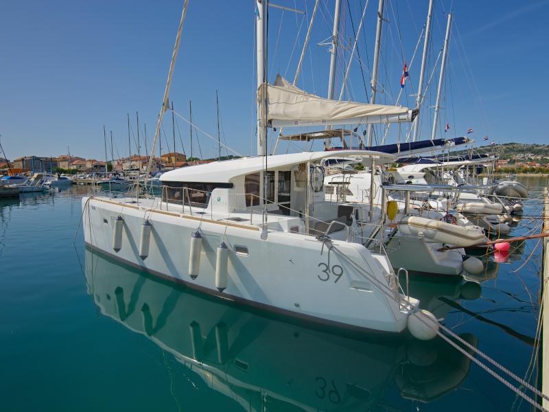 Photo #1 - Lagoon 39 (Tortola) en Marina Betina - 12037