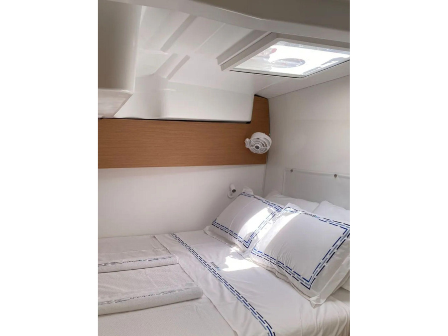 Interior image - 1