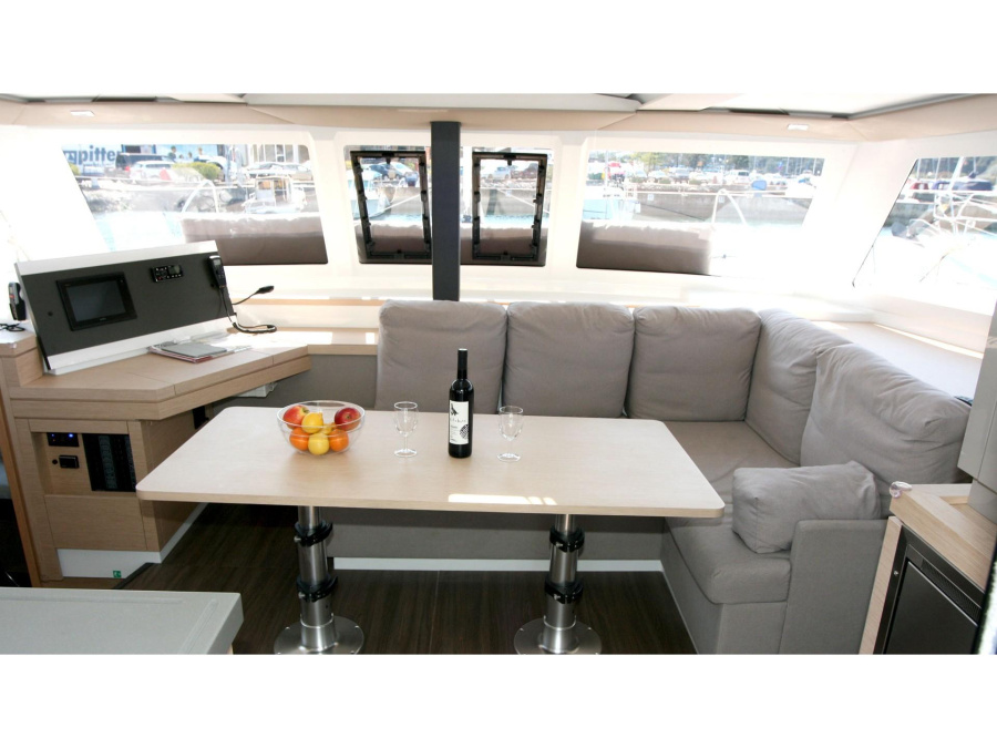 Interior image - 2
