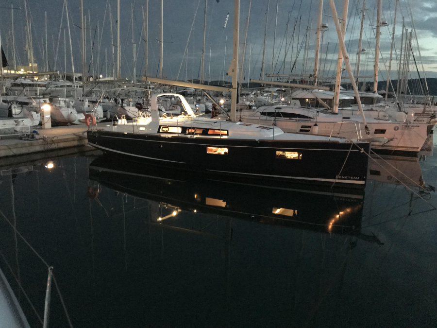 Photo #1 - Oceanis 38.1 (Baby Dory) en Marina Baška Voda - 17394