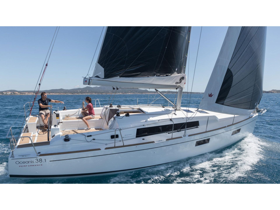 Photo #1 - Oceanis 38.1 (Maja) in Tehnomont Marina Veruda - 14202