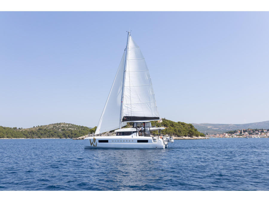 Photo #1 - Lagoon 43 (WANDERER) in Marina Frapa - 16324