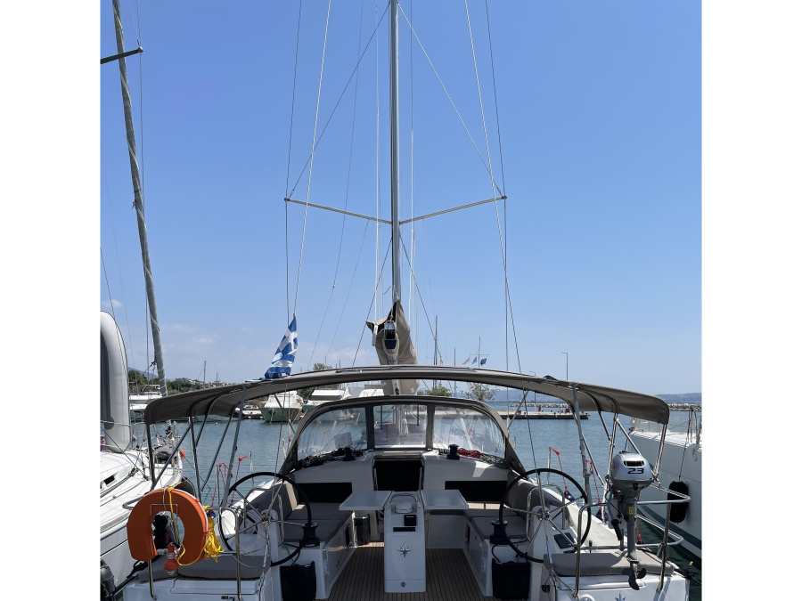 Photo #1 - Sun Odyssey 490 (Electra) en Port of - 16749
