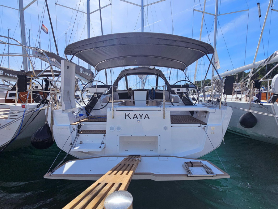 Photo #1 - Dufour 41 (Kaya (A/C & gen)) en Marina Frapa - 16128