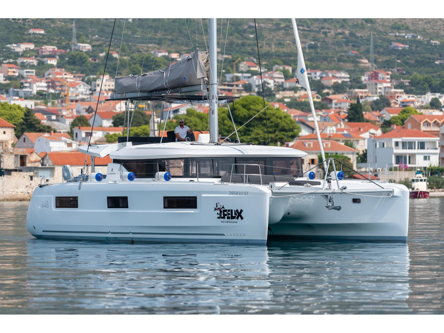 Photo #1 - Lagoon 46 (FELIX) in Marina Kaštela - 16127
