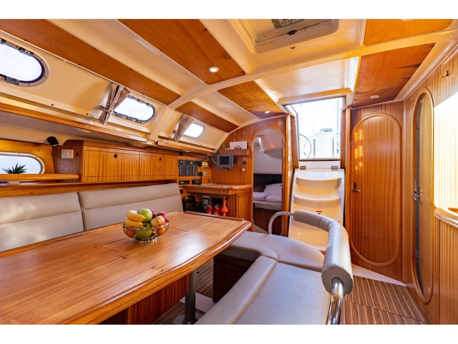 Interior image - 1
