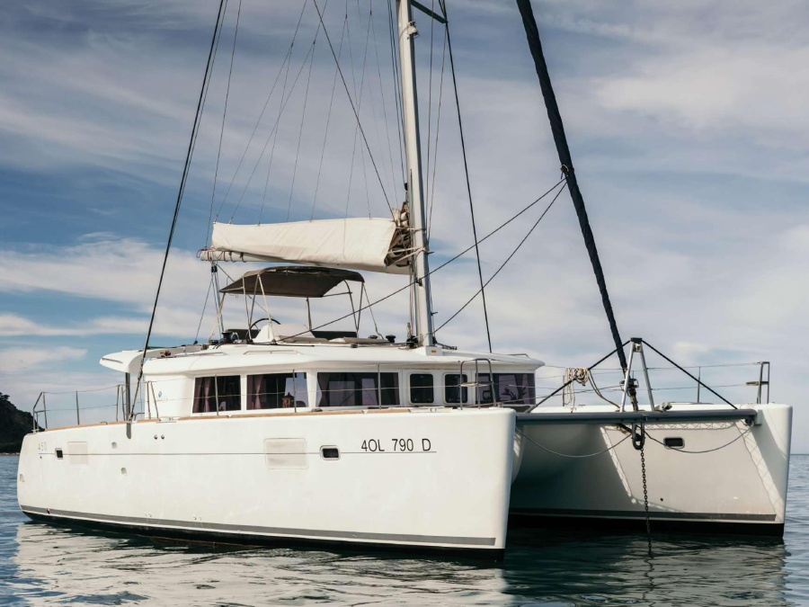 Photo #1 - Lagoon 450 (Opera Prima) in Marina - 18024