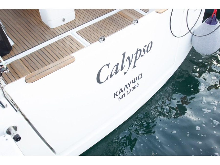 Photo #1 - Sun Odyssey 440 (Calypso) in Port of - 16449