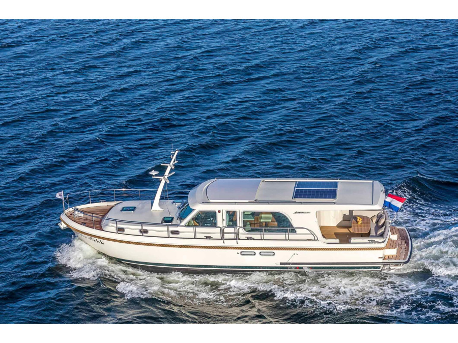 Photo #1 - Linssen Grand Sturdy 45.0 AC (Raya) in Jachthaven De Spaanjerd - 17988