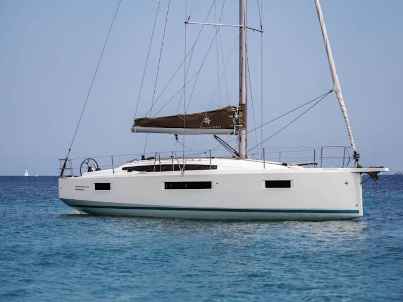 Photo #1 - Sun Odyssey 410 (Tomeu) in La Lonja Marina Charter - 18169
