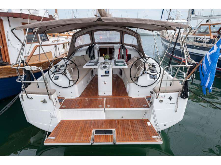 Photo #1 - Sun Odyssey 410 (Elcano) in D-Marin Marina Lefkas - 12030