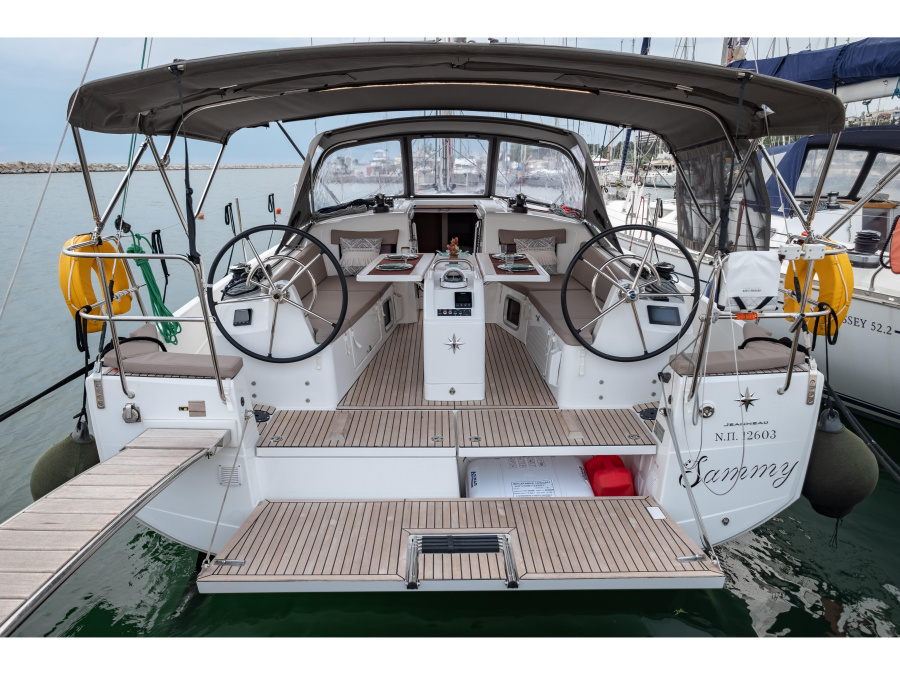 Photo #1 - Sun Odyssey 410 (Sammy) in D-Marin Marina Lefkas - 12032