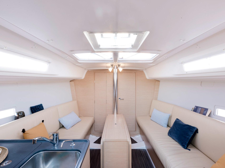 Interior image - 1