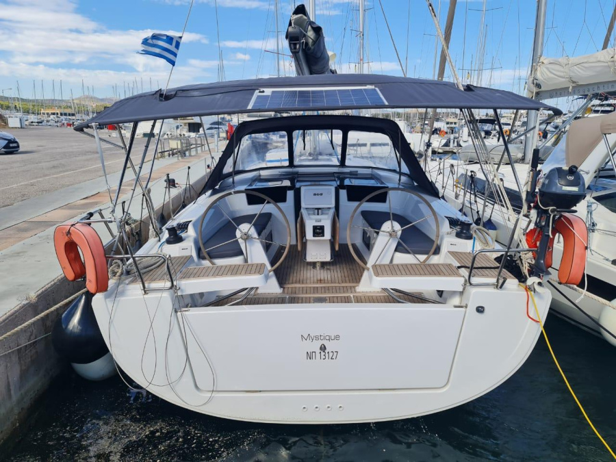 Photo #1 - Hanse 418 (Mystique) in Nydri Marina - 18151