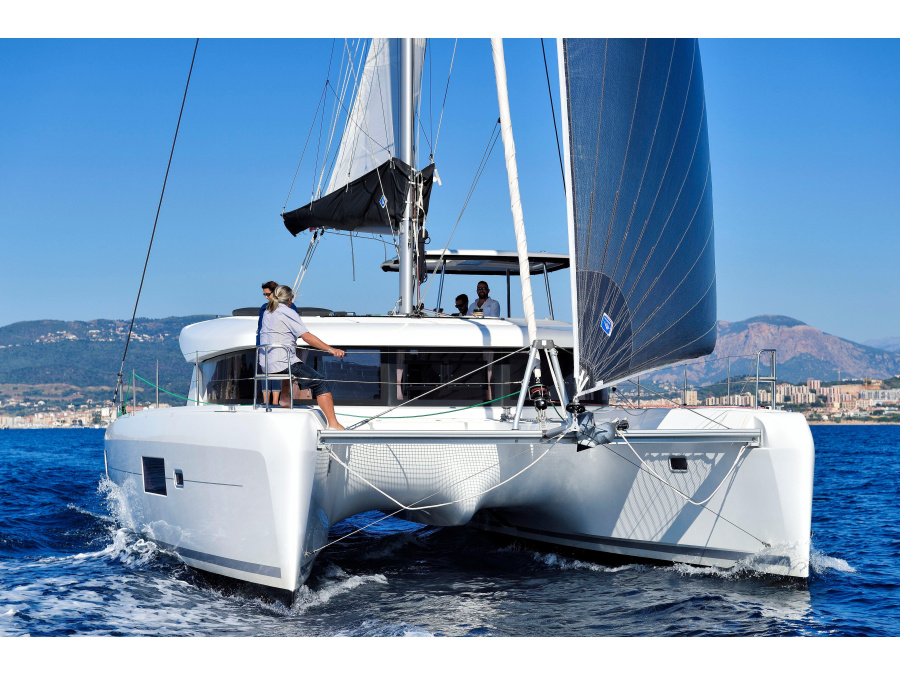Photo #1 - Lagoon 42 (Reborn) in Port Charles Ornano - 19031