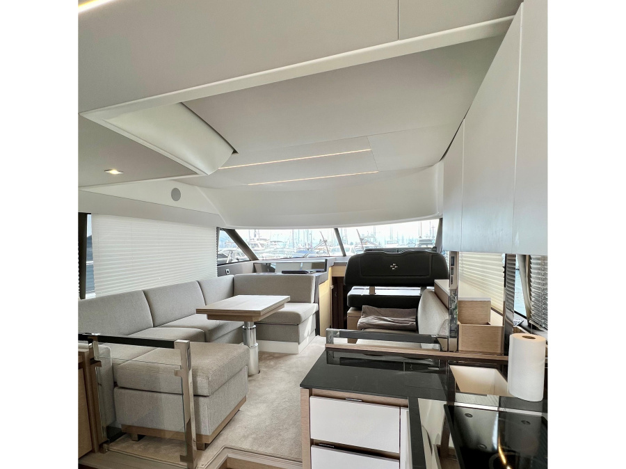 Interior image - 1