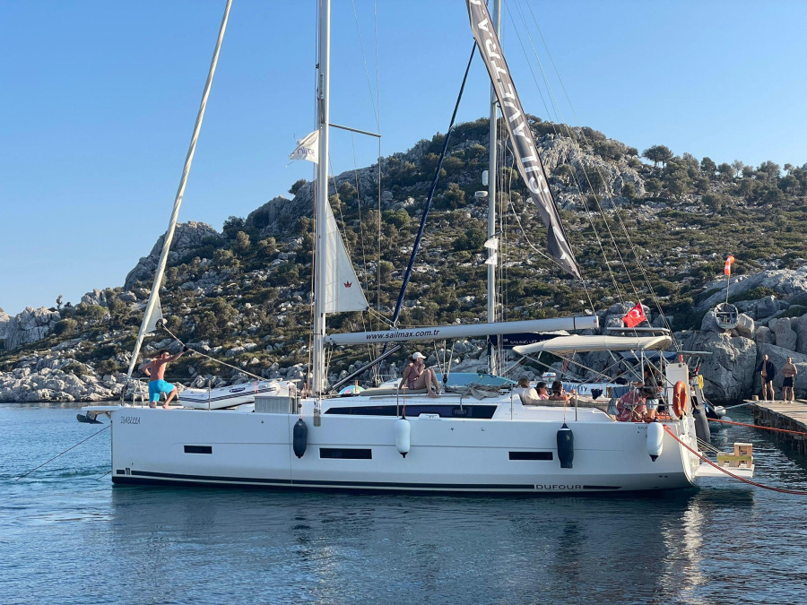 Photo #1 - Dufour 430 Grand Large (Isabella) in Adaköy Marina - 17024