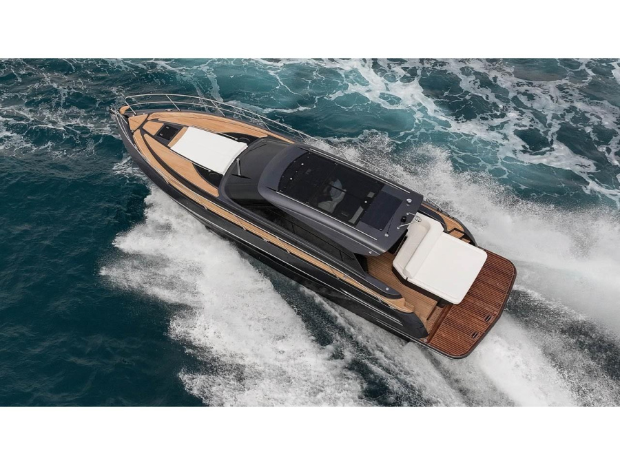Photo #1 - Focus Power 44 Hard Top (SONUS) in D-Marin Dalmacija Marina - 15489