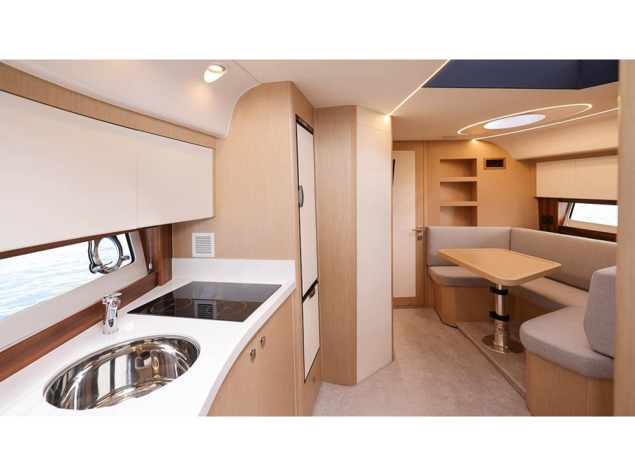 Interior image - 1