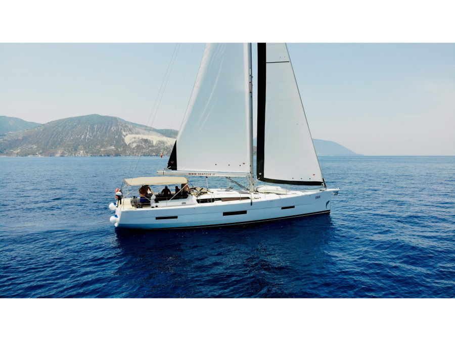 Photo #1 - Dufour 56 Exclusive (Magic Planet) in Marina - 8088